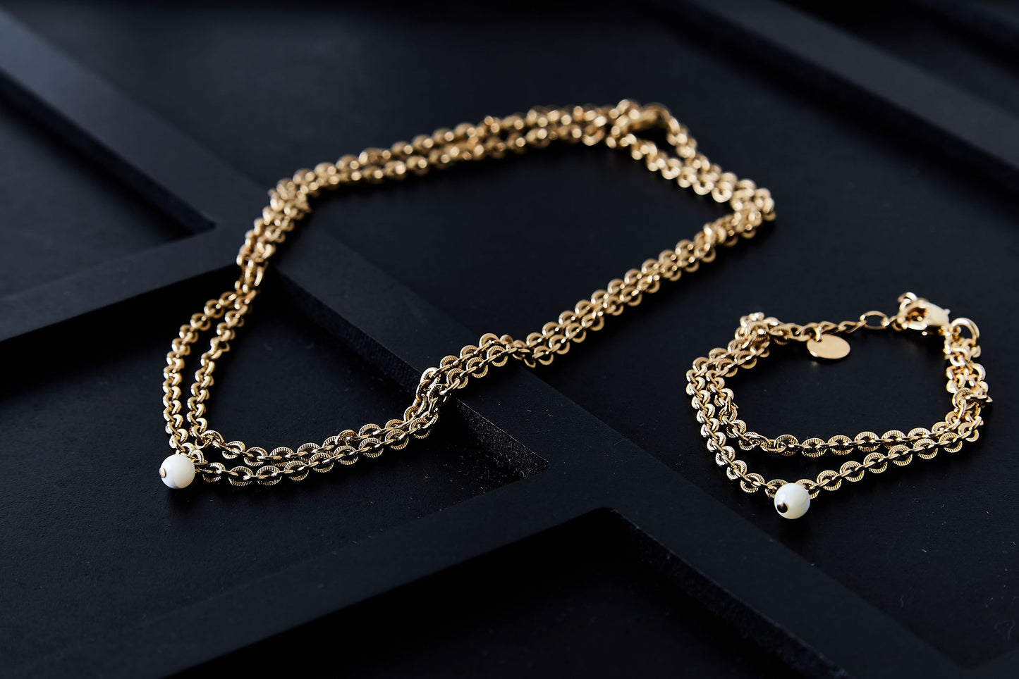 Double Chain Necklace with Pearl