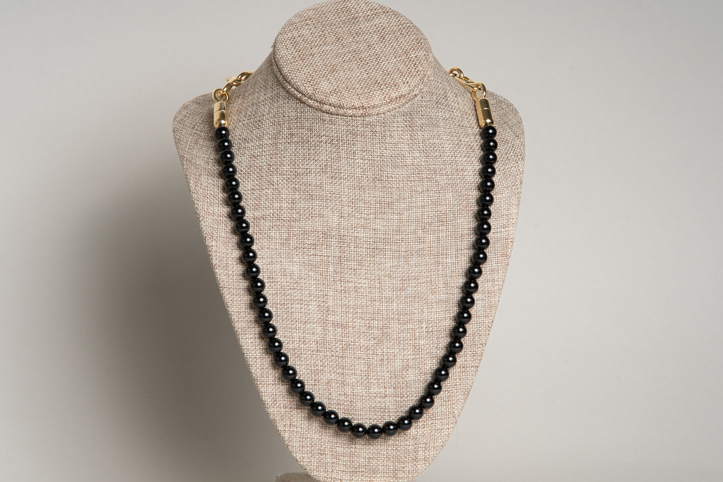 4-in-1 necklace set Black & Gold