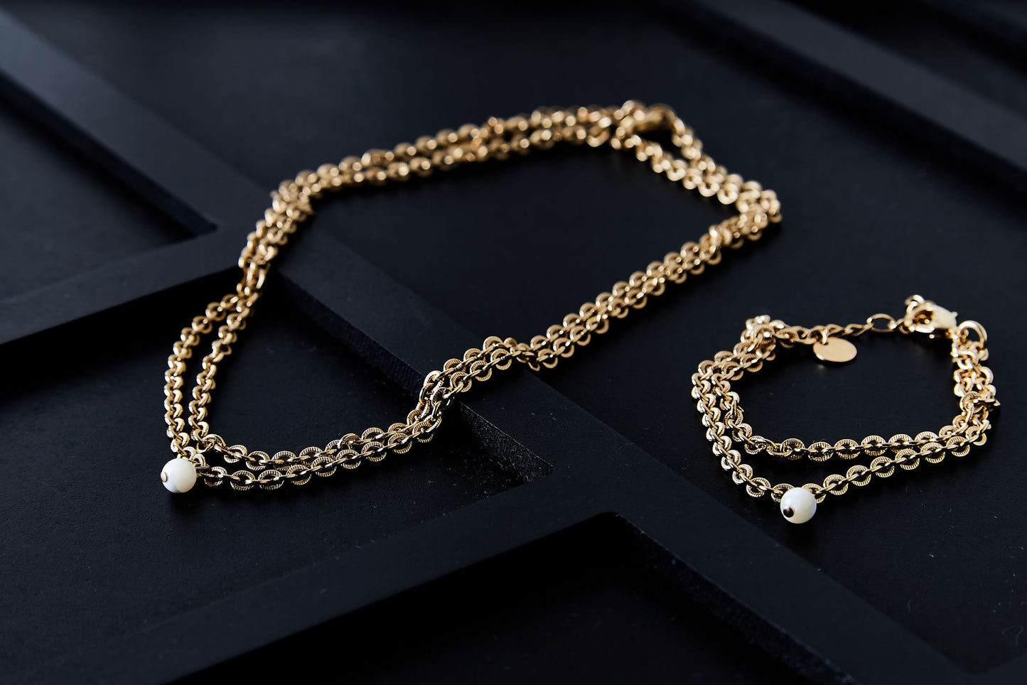 Double Chain Bracelet with Pearl