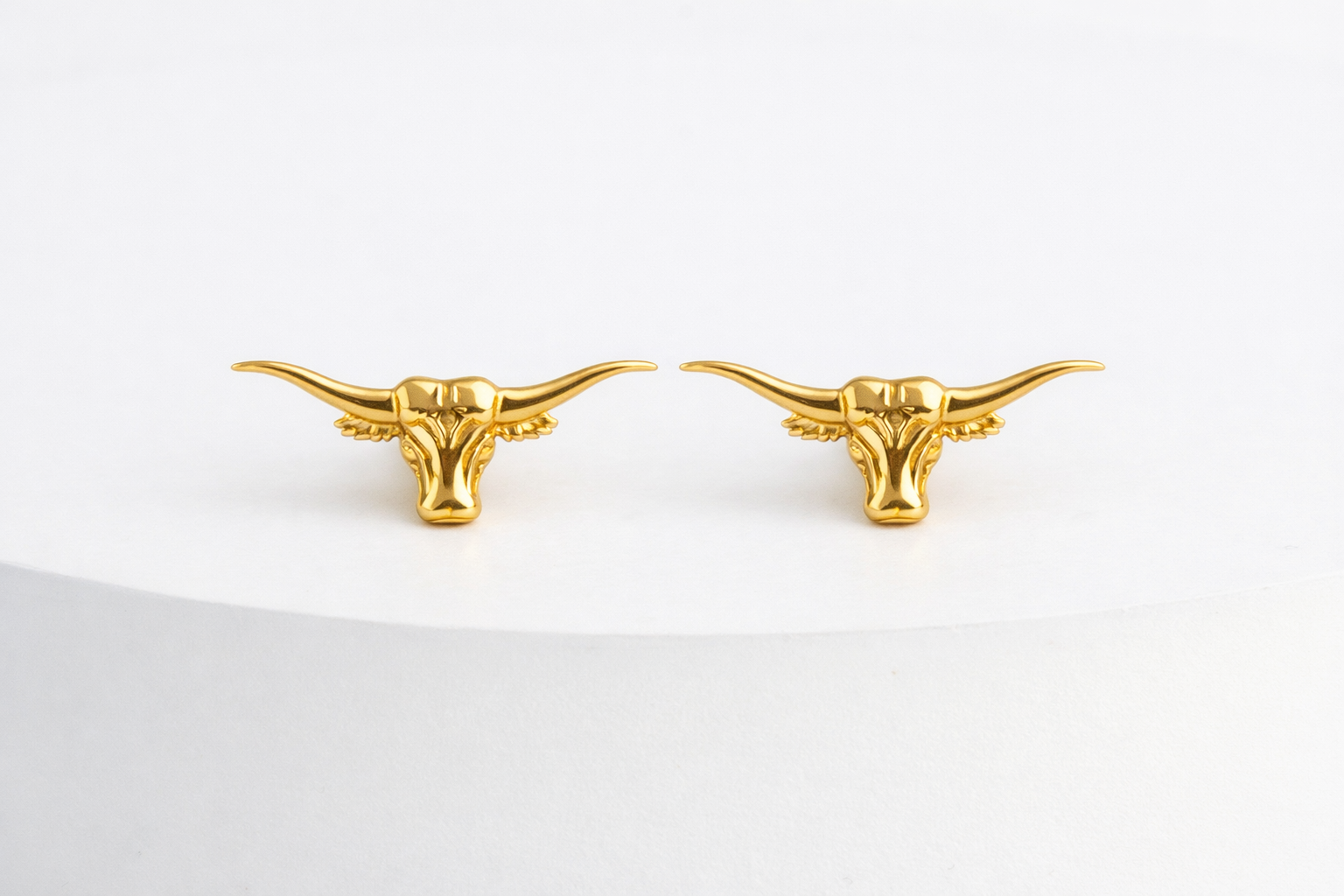Mini-Longhorn Studs