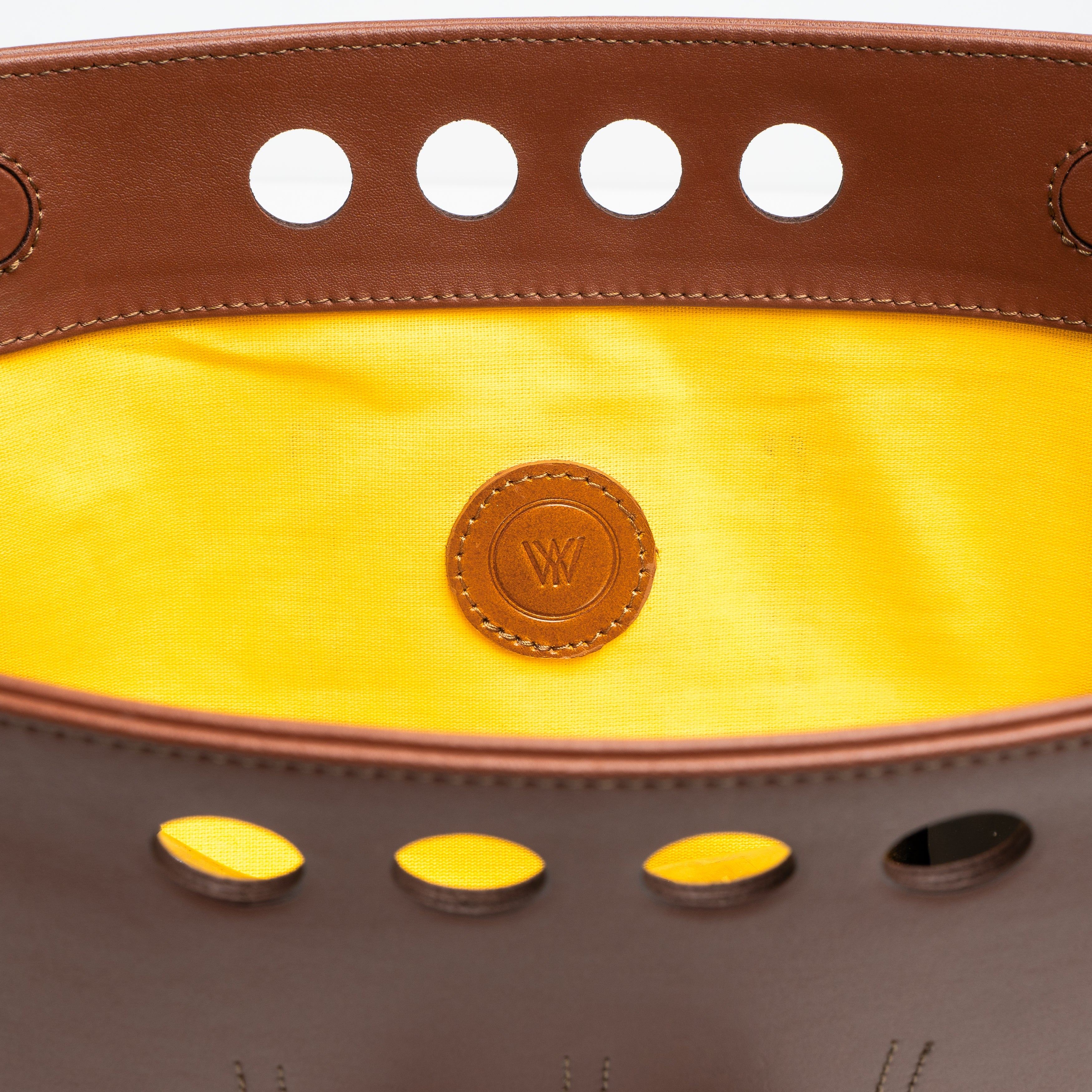 Chic Vegan Leather Clutch - Clay/Large (limited edition)