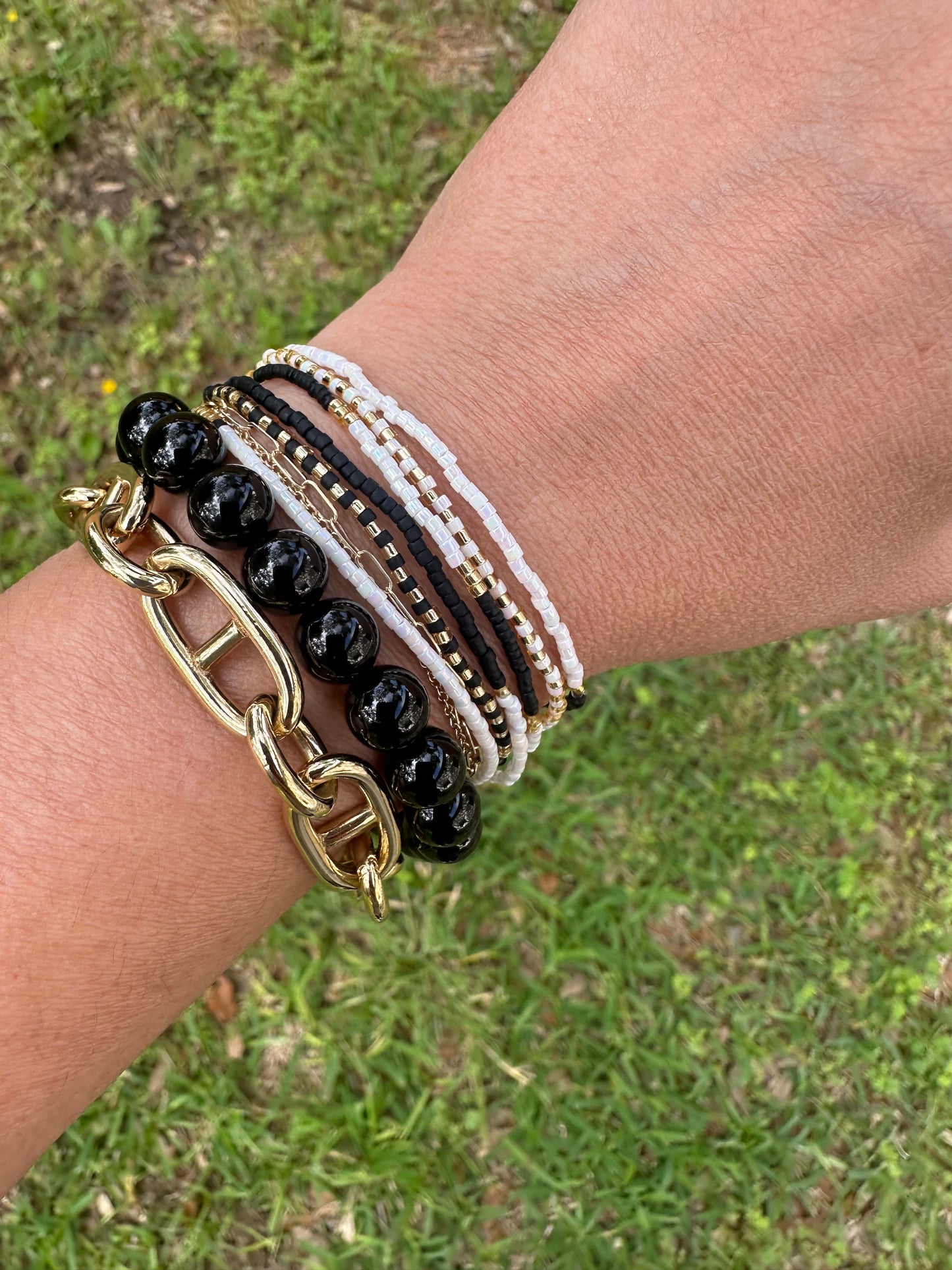 Sweet Delica Bead Bracelet set - Black/White/Gold